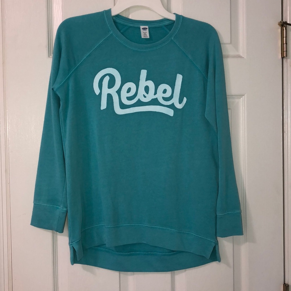 sweatshirt